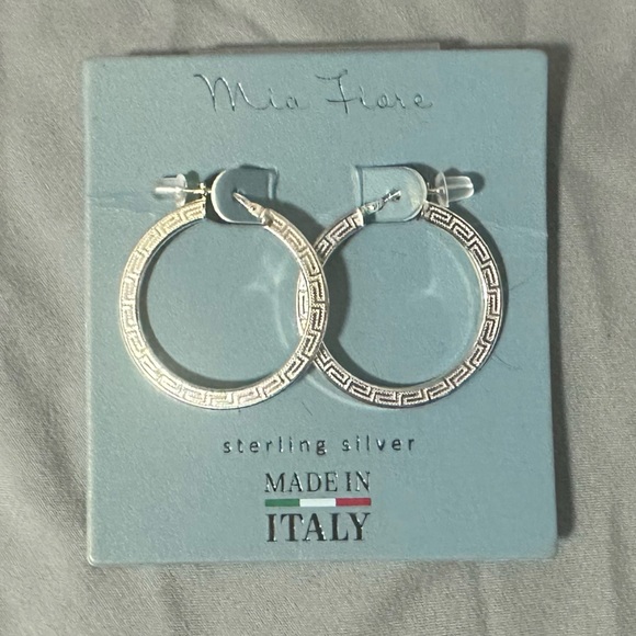 Mia Fiorre Etched Sterling Silver Hoops Earrings - Picture 1 of 3